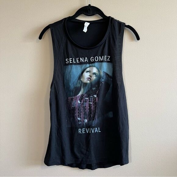✨ Selena Gomez Black Revival Tank Top Small - Picture 1 of 6